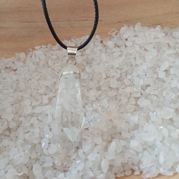 Cristal de roche pendentif Pointe facetée